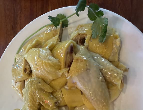 UB32 沙姜走地雞 / Steamed Chicken W. Sand Ginger